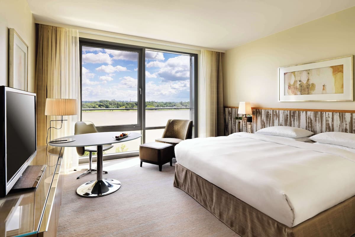 Ropa de cama de alta calidad y minibar