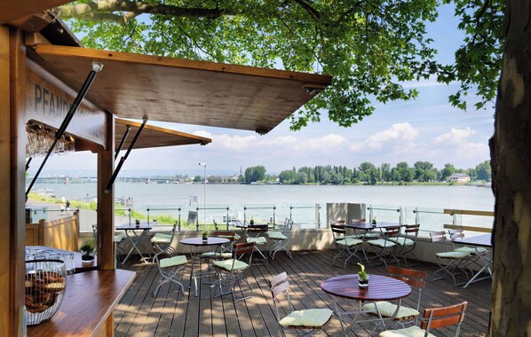 Bar (on property) - Hyatt Regency Mainz (Mainz)