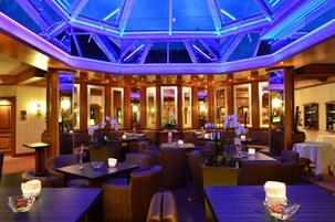 Se sirven almuerzos y cenas