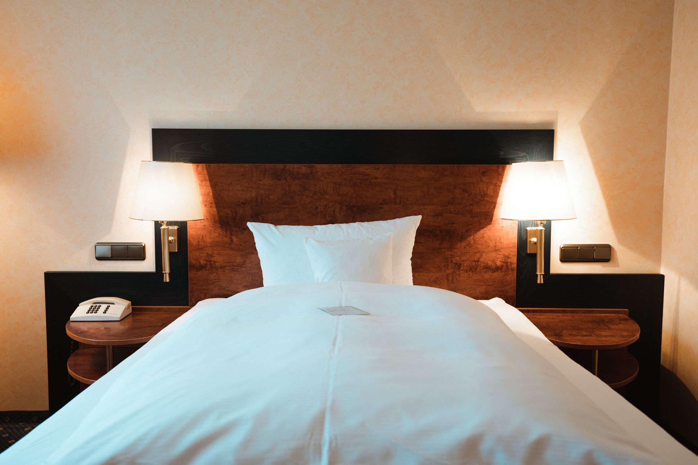 comfort single room | down duvets, minibar, in-room safe, individually furnished