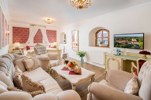 "Rococo" wedding suite | Living area | 26-inch flat-screen TV with satellite channels, TV, pay movies
