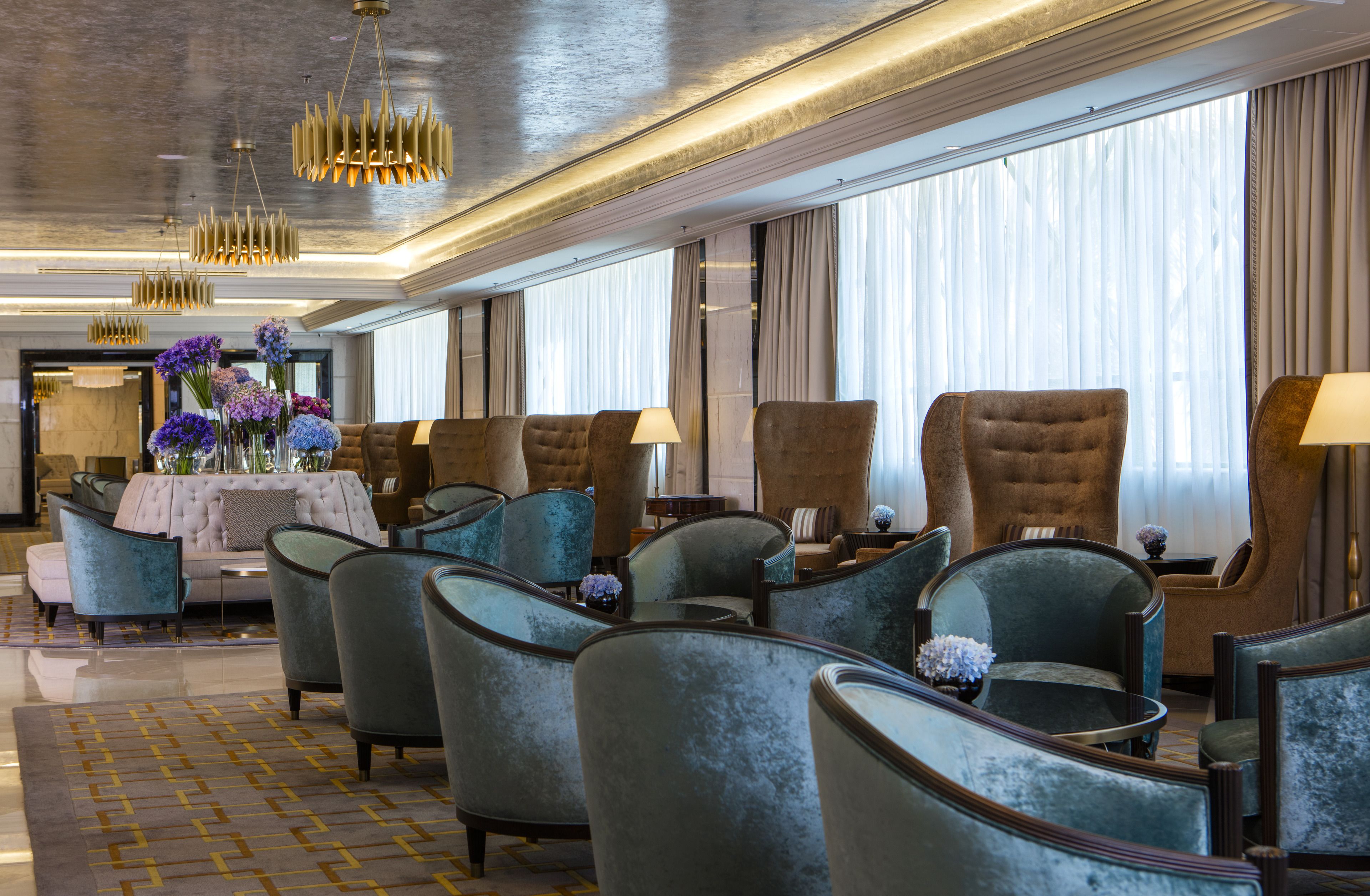 lunch and dinner served, chinese cuisine