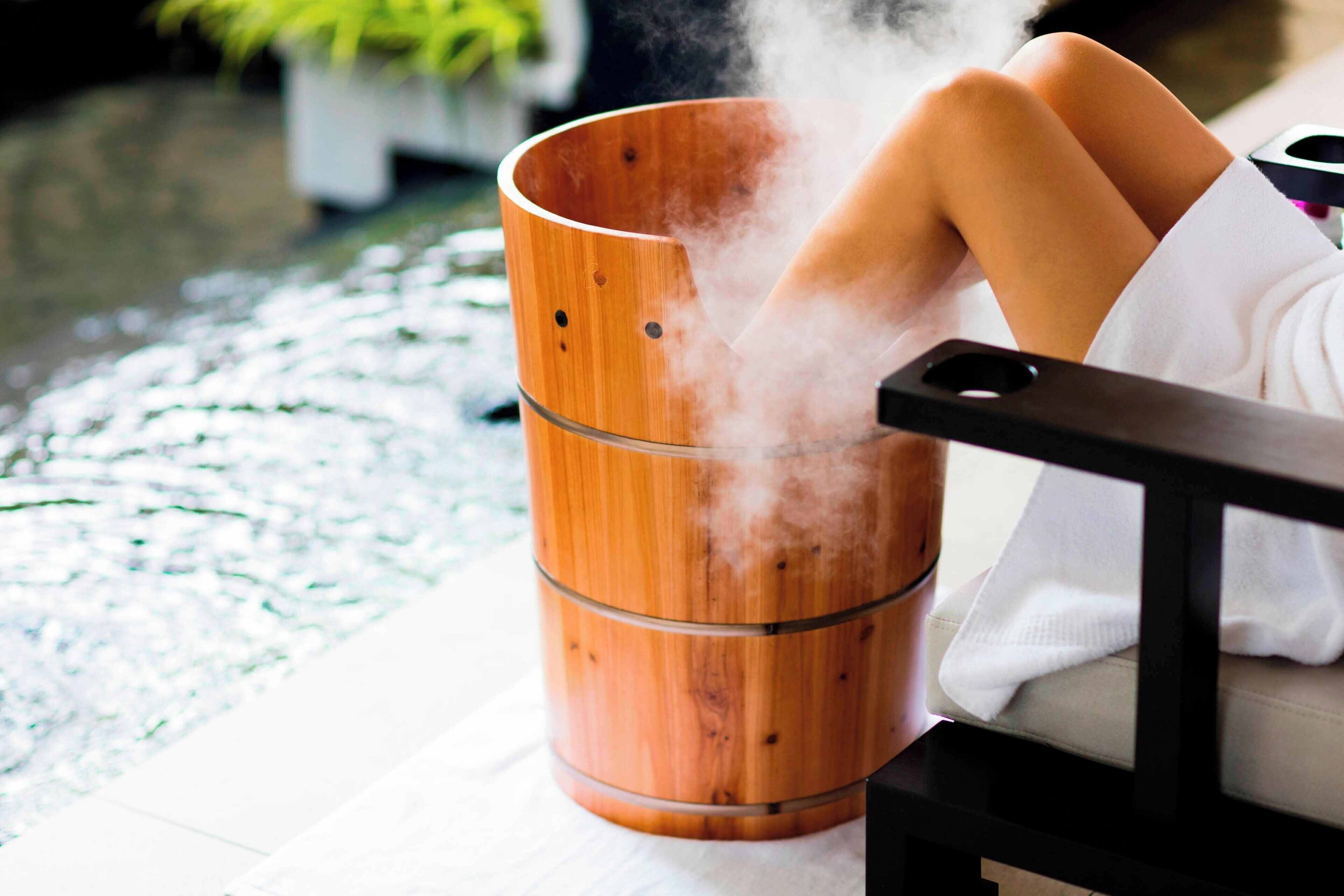 body treatments, aromatherapy, body scrubs, facials