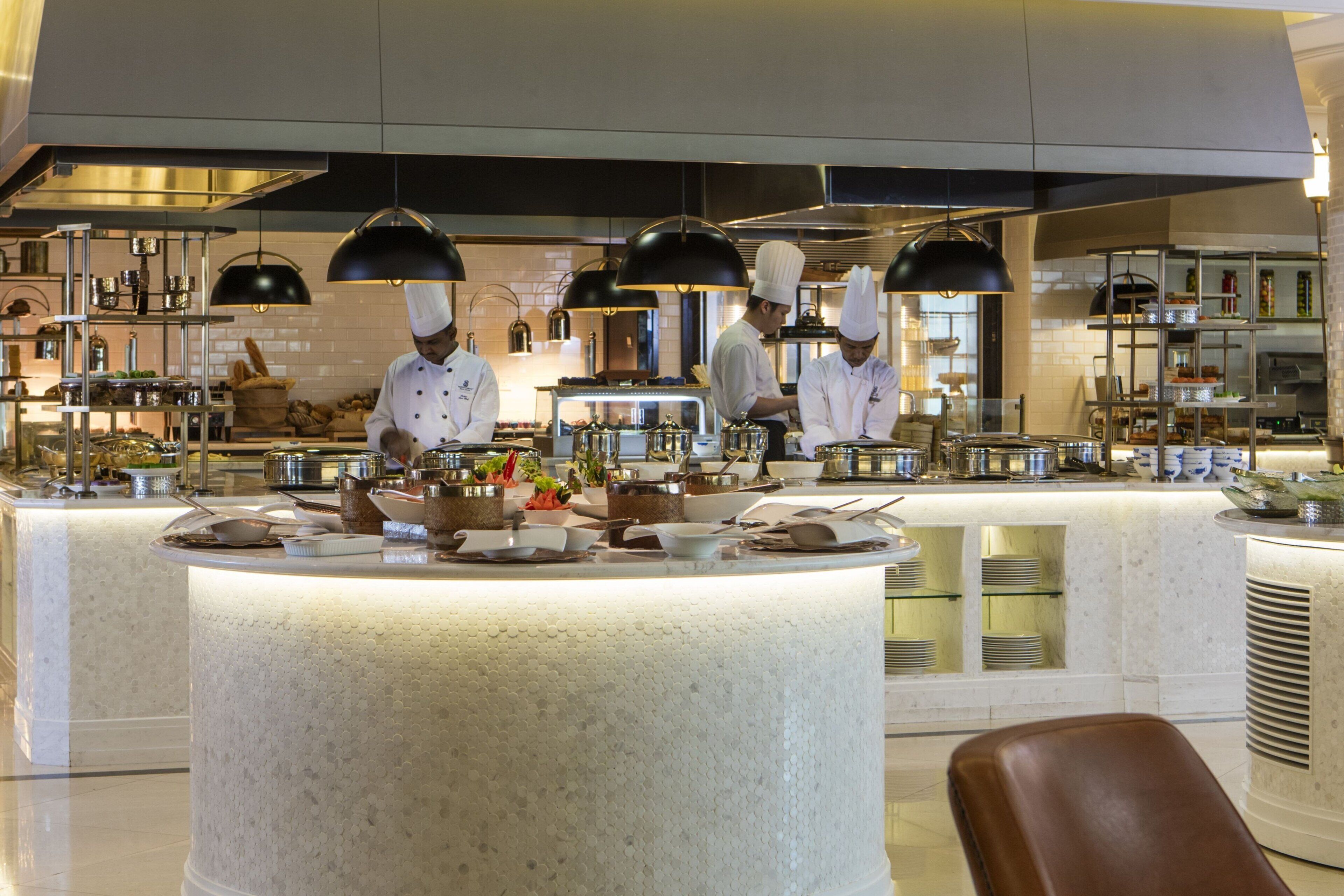 lunch and dinner served, chinese cuisine