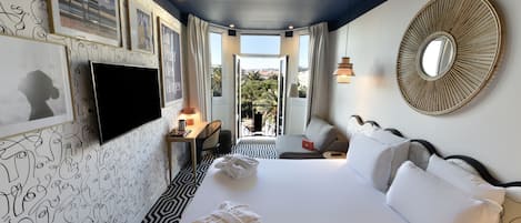 In-room safe, desk, laptop workspace, blackout drapes