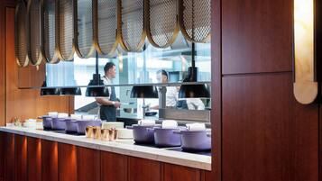 Colazione a buffet, servita tutte le mattine (46 EUR a persona)