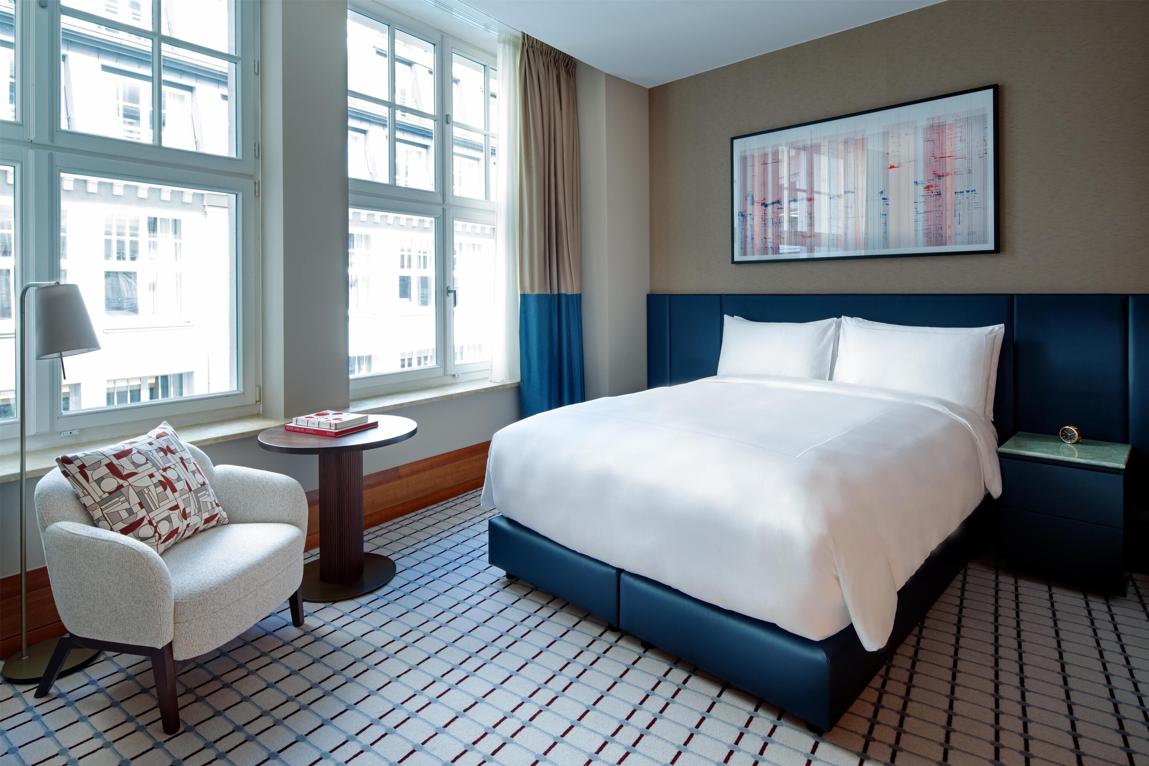 Ropa de cama de alta calidad y minibar 