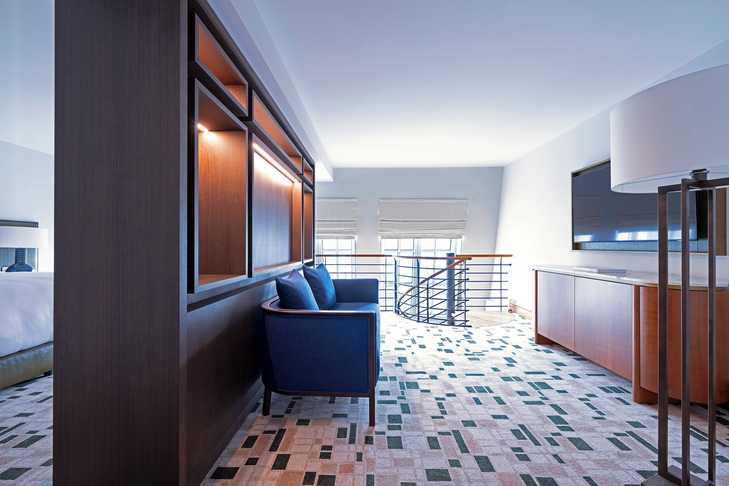 Suite, 1 King Bed | Premium bedding, minibar, in-room safe, desk