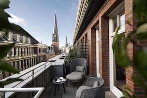 Deluxe Room, 1 Queen Bed, Balcony | View from room - Conrad Hamburg (Hamburg)