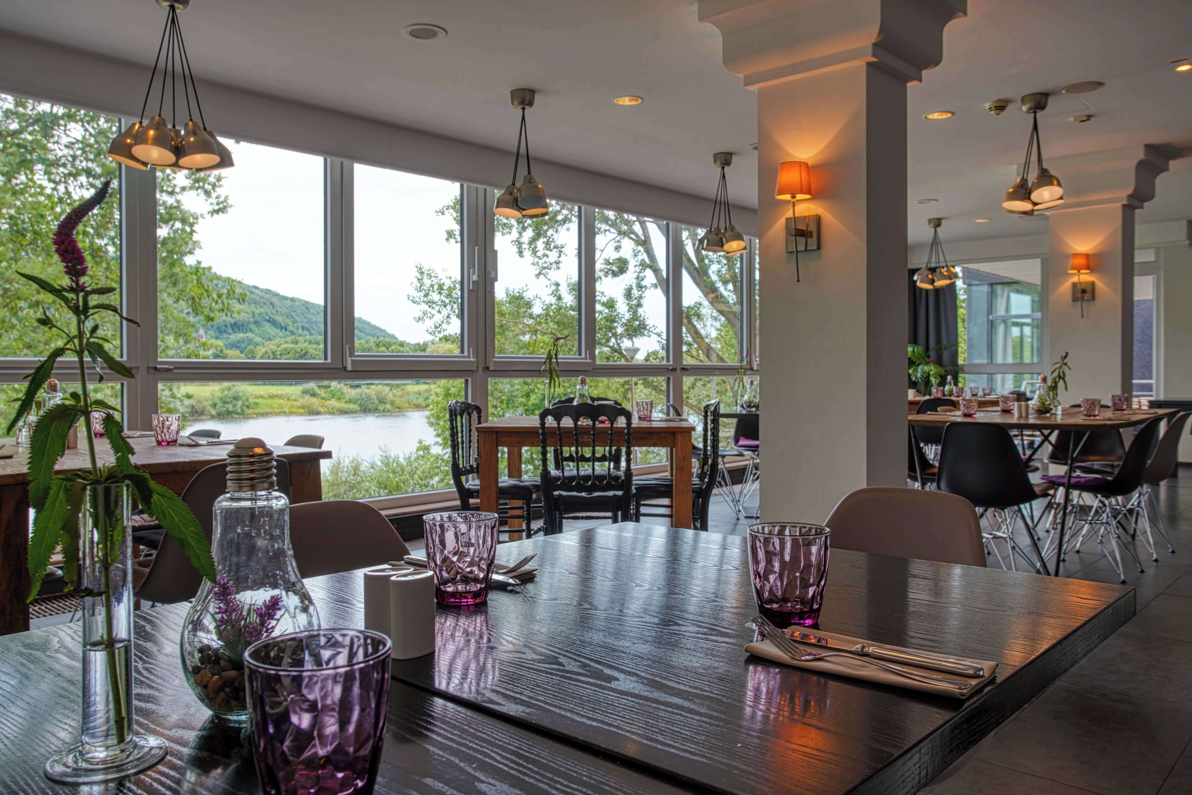 daily buffet breakfast (eur 22.90 per person)