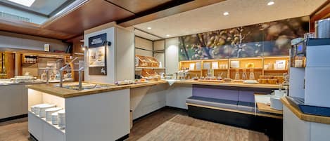 Daily buffet breakfast (EUR 14.50 per person)