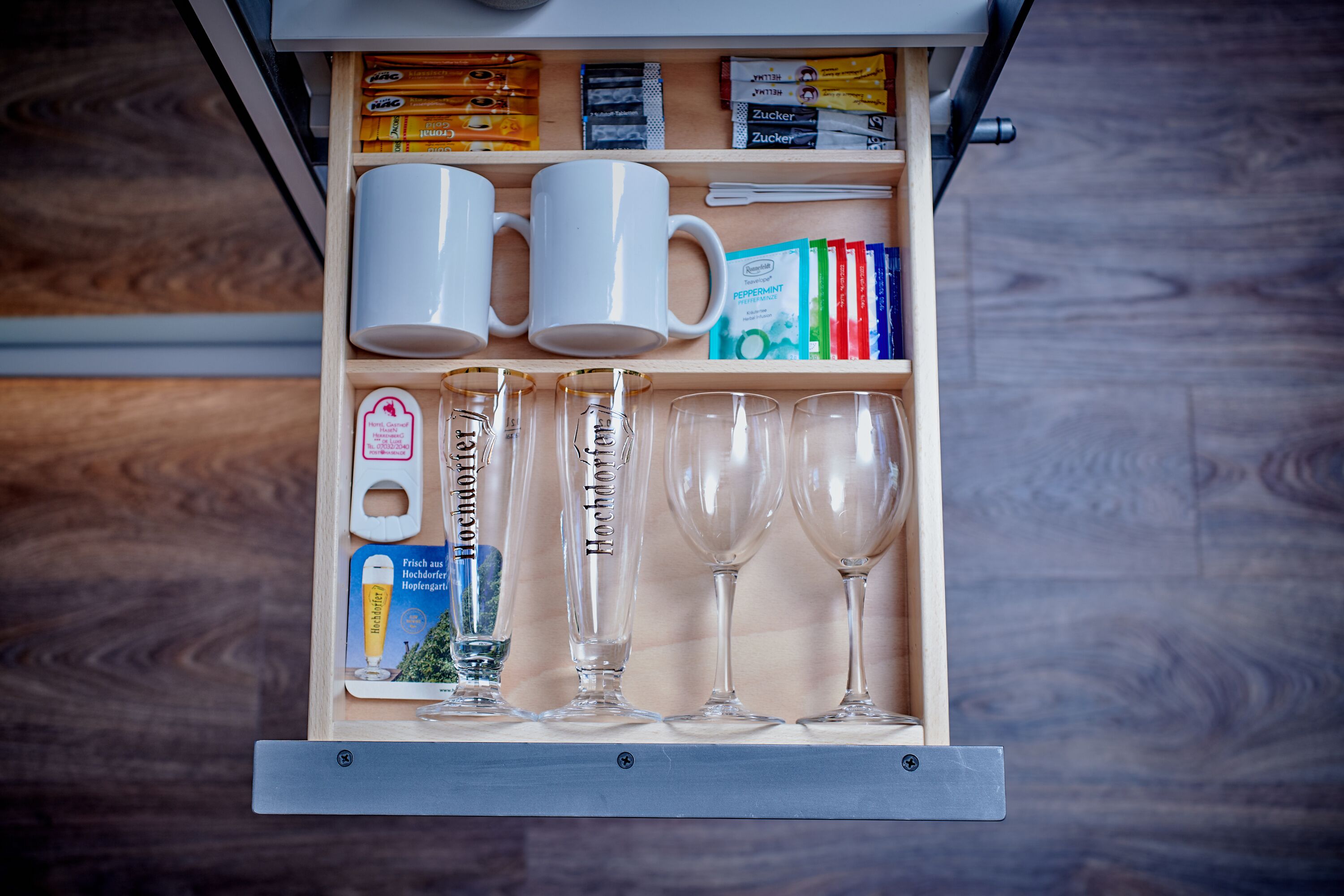 comfort twin room | coffee and/or coffee maker