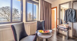Chambre Confort double | Literie hypoallergénique, minibar, coffre-fort, bureau