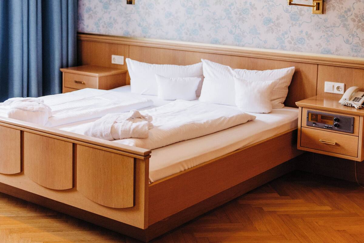 Studio Suite Panorama, 2 kamar tidur, balkon | Brankas, meja kerja, tirai kedap cahaya, dan tempat tidur bayi gratis