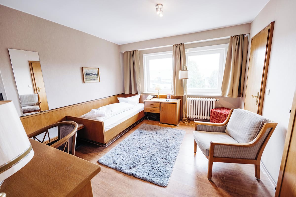 Standard Single Room, 1 Bedroom | In-room safe, desk, blackout curtains, free cots/infant beds