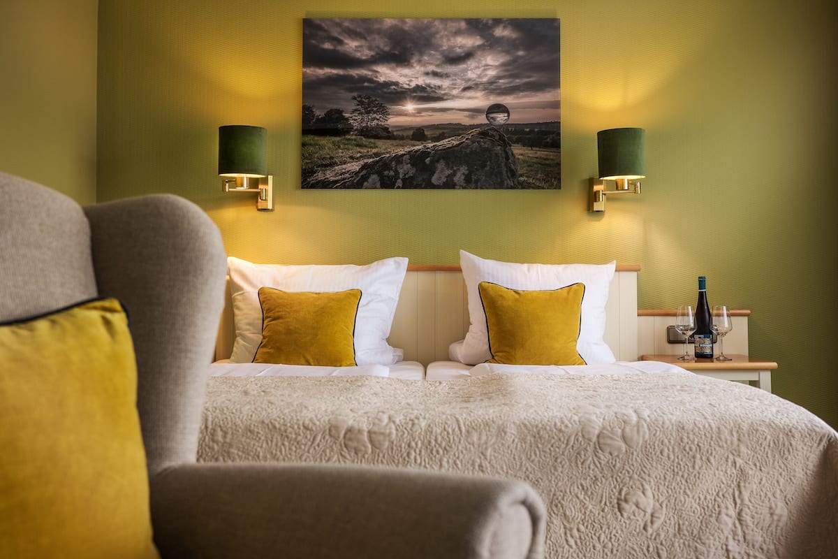 minibar, in-room safe, desk, free wifi