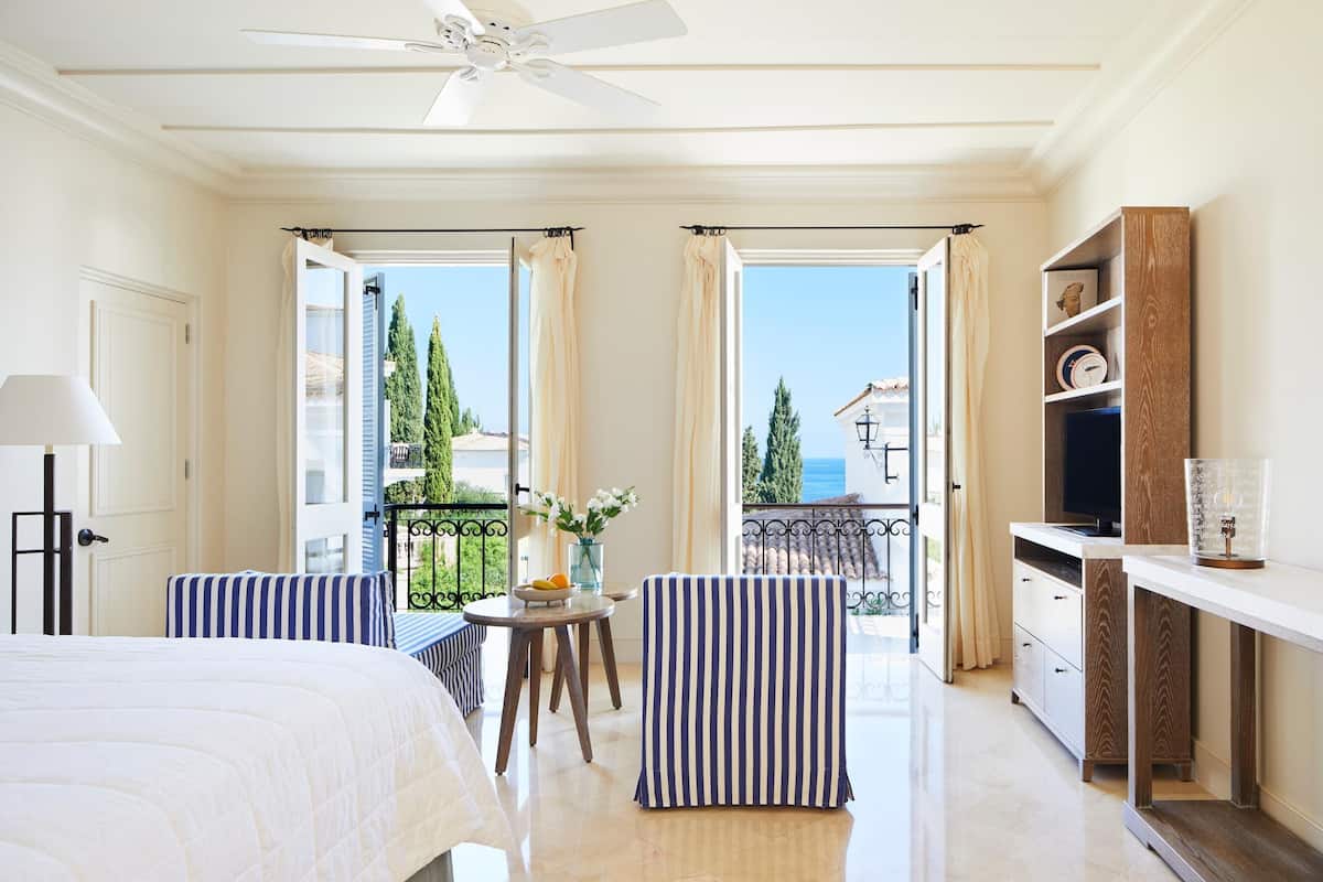 Minibar, in-room safe, blackout curtains, soundproofing