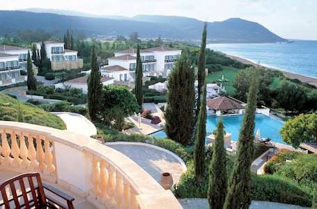Terrace/patio. Anassa Hotel