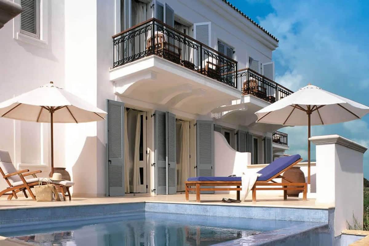 Private pool