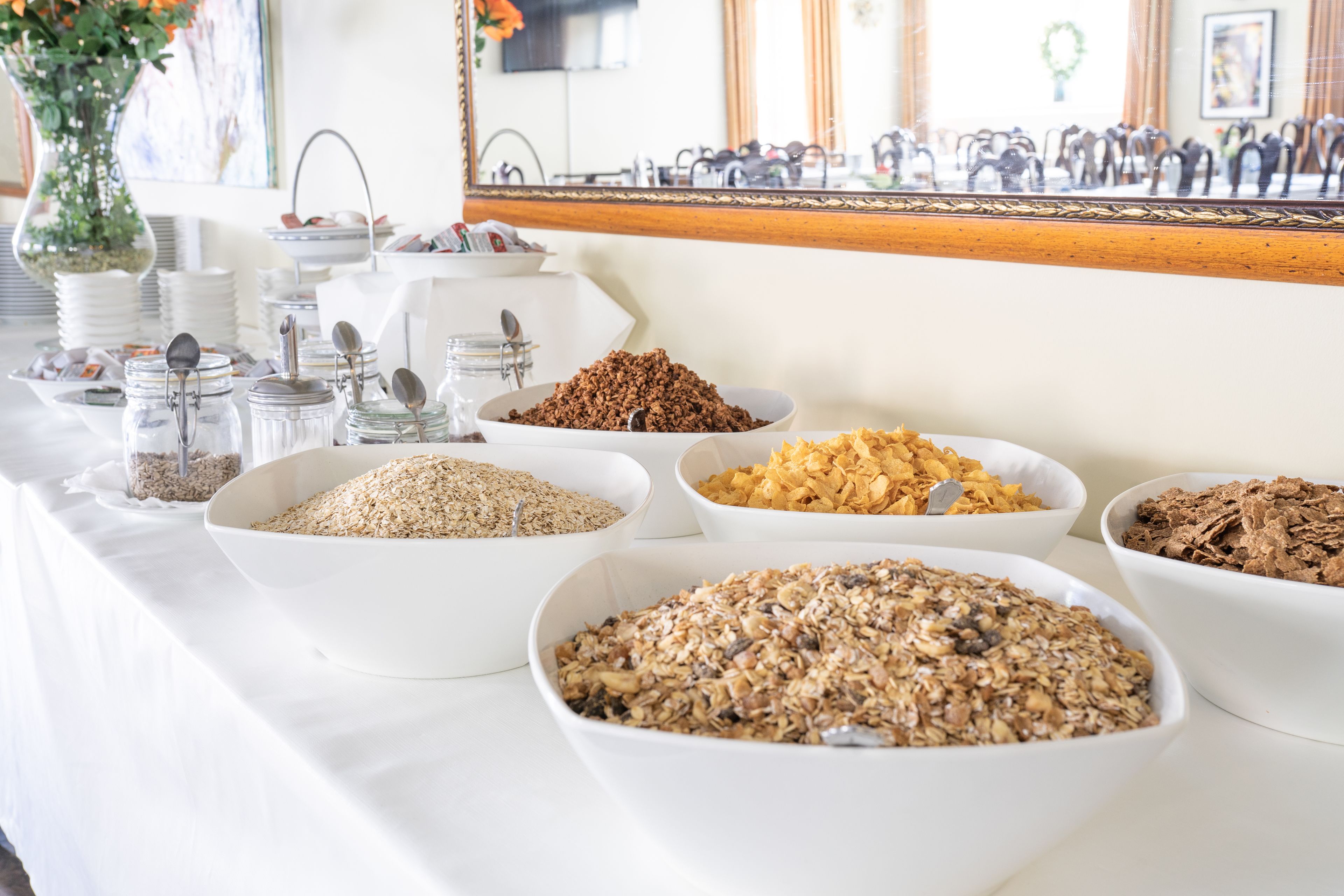 Buffetaamiainen viikonloppuisin (170 DKK per henkilö)