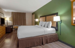 Estudio Deluxe, 1 cama de matrimonio grande con sofá cama, no fumadores | Escritorio y espacio para trabajar con un portátil
