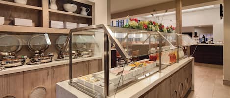 Dagelijks ontbijtbuffet inbegrepen