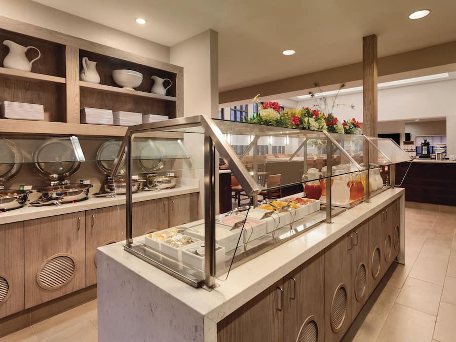 Desayuno bufé gratuito y diario