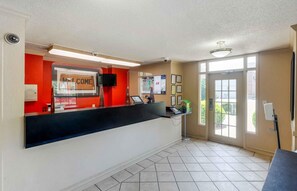 Lobby - Extended Stay America Select Suites Atlanta Perimeter Hammon (Atlanta)