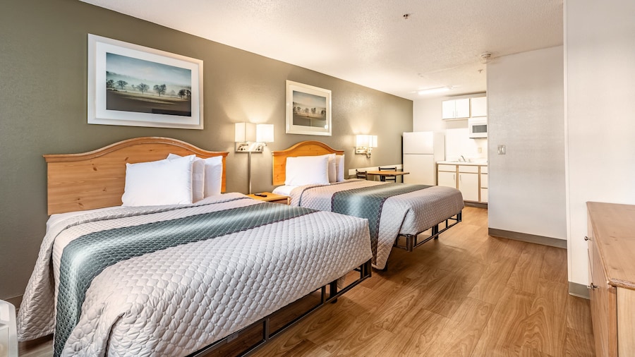 HomeTowne Studios Atlanta – Peachtree Corners