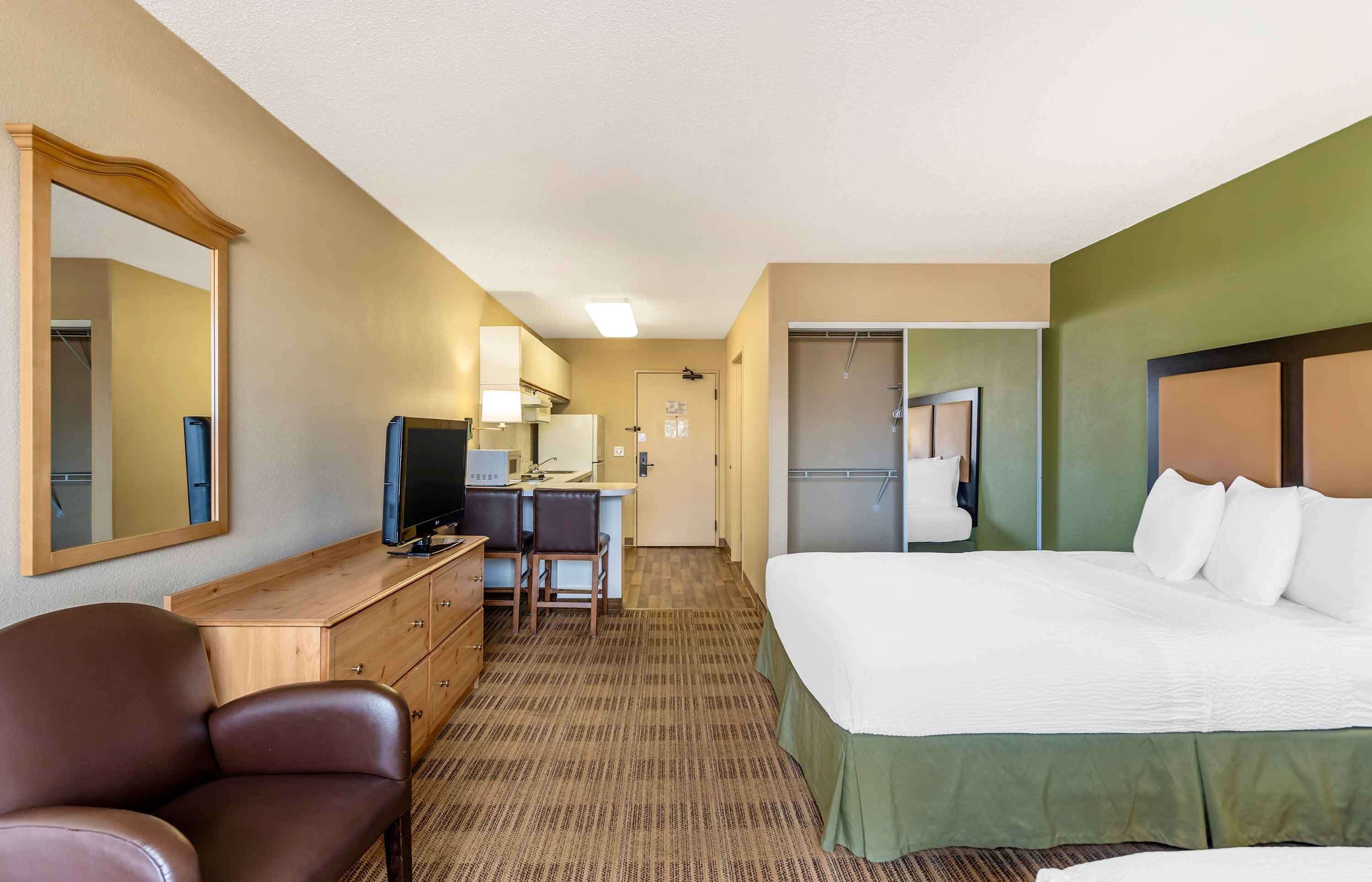 Photo - Extended Stay America Select Suites - Chicago - Naperville - East