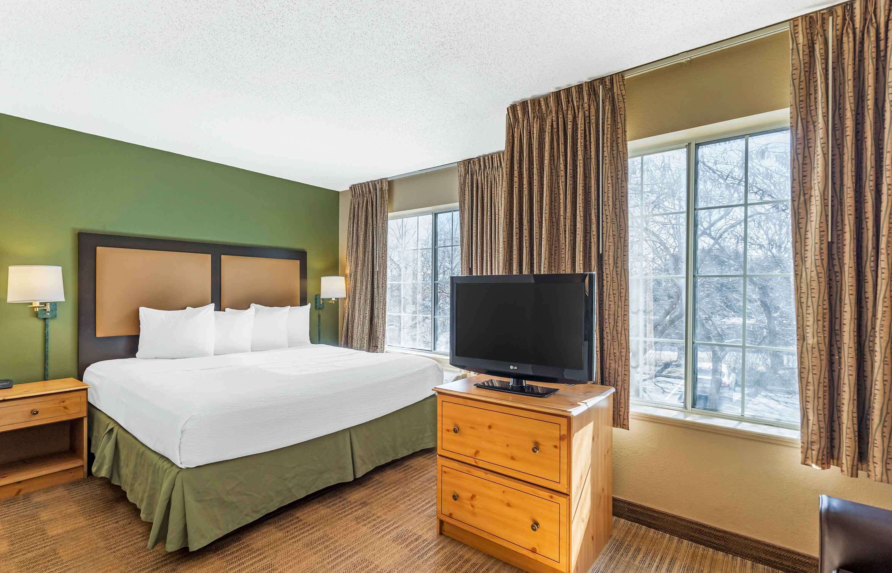 Photo - Extended Stay America Select Suites - Chicago - Naperville - East