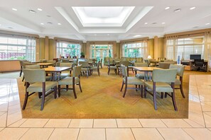 Free continental breakfast