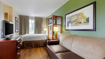 Desk, iron/ironing board, free WiFi, bed sheets