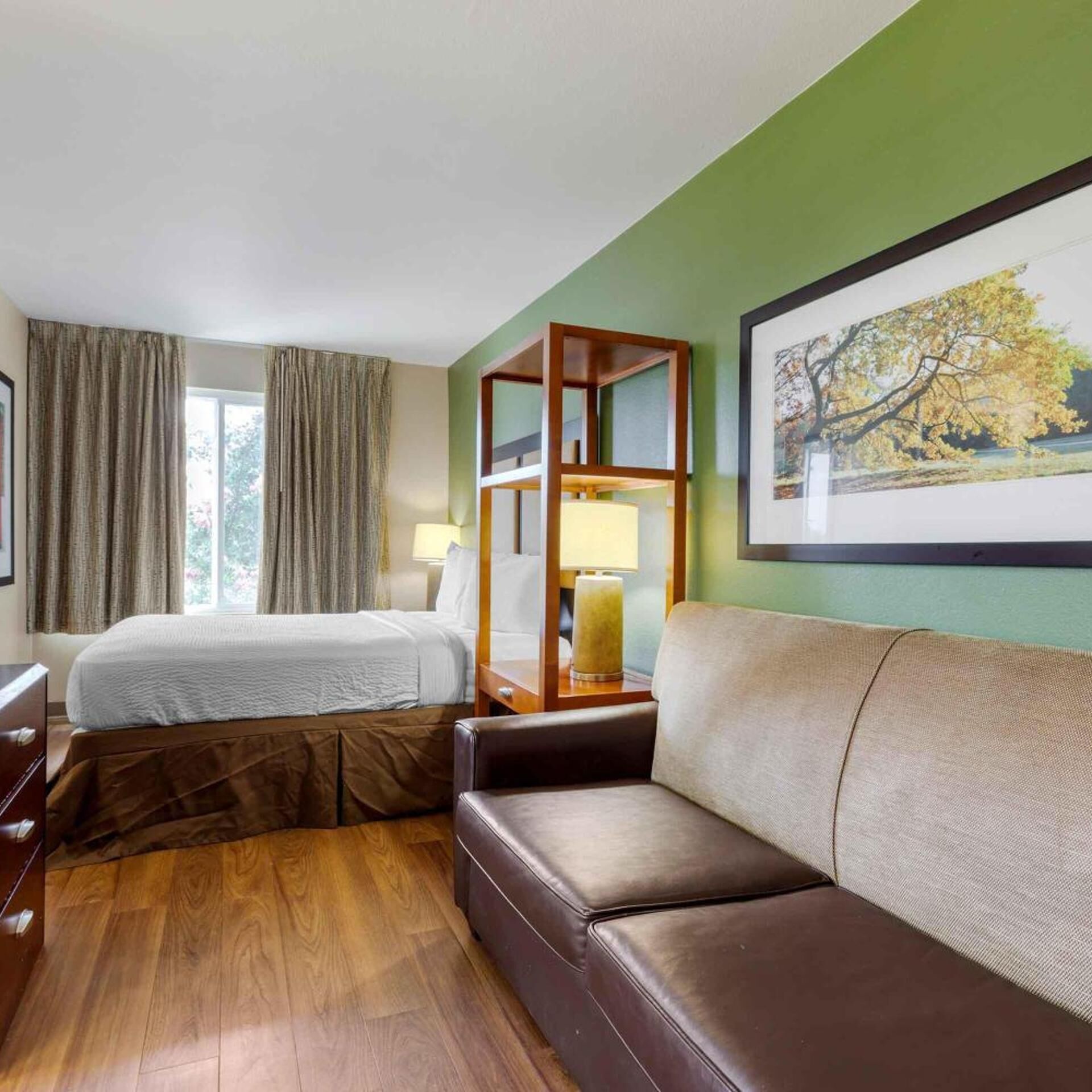 Desk, iron/ironing board, WiFi (free), bed sheets