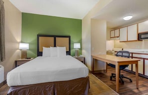 Studio, 1 Queen Bed, Non Smoking | Desk, iron/ironing board, free WiFi