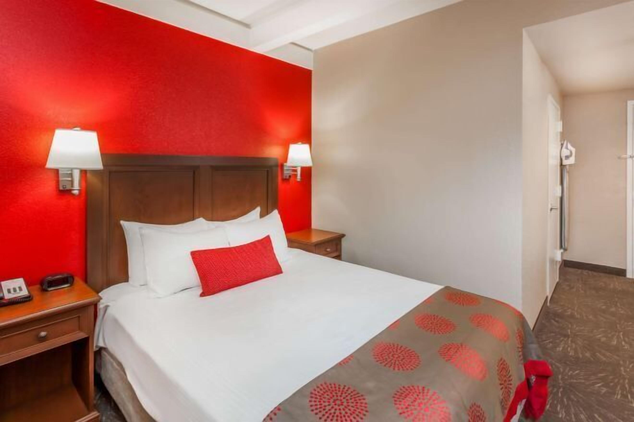 Premium bedding, desk, blackout curtains, iron/ironing board