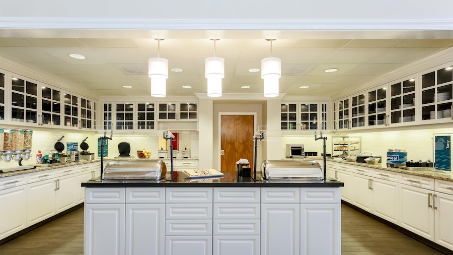 Homewood Suites by Hilton St. Petersburg Clearwater