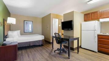 Desk, blackout drapes, iron/ironing board, free WiFi