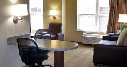 Extended Stay America Phoenix - Chandler - E. Chandler Blvd.