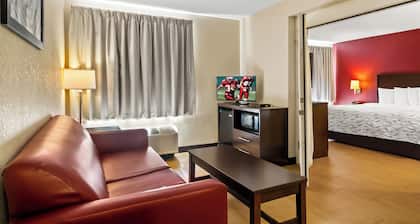 Red Roof Inn PLUS+ Jacksonville - Southpoint