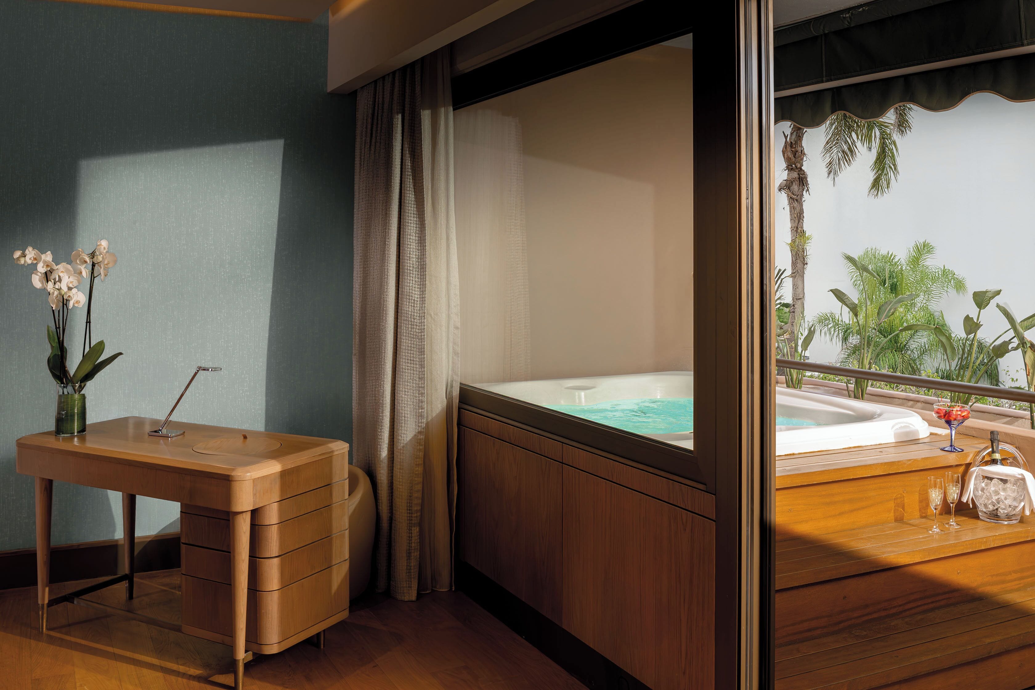 studio, garden area (adults only - upper floor) | minibar, in-room safe, desk, soundproofing