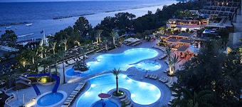 Four Seasons Hotel