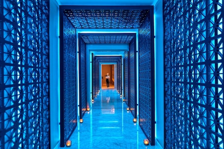 Interior. Four Seasons Hotel