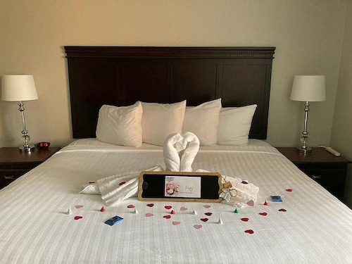 애슐리 쿼터스 호텔 신시내티 공항