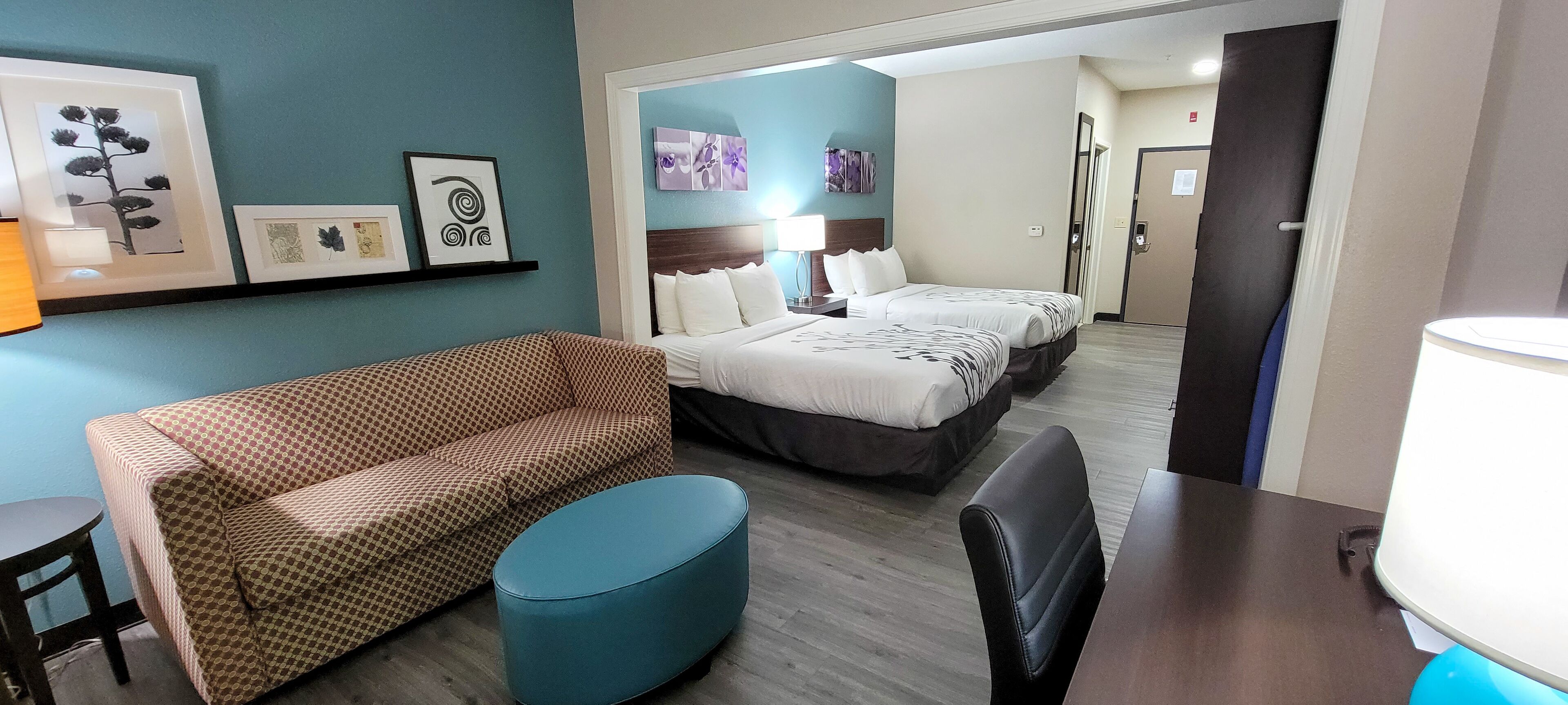 Desk, iron/ironing board, free cots/infant beds, free WiFi