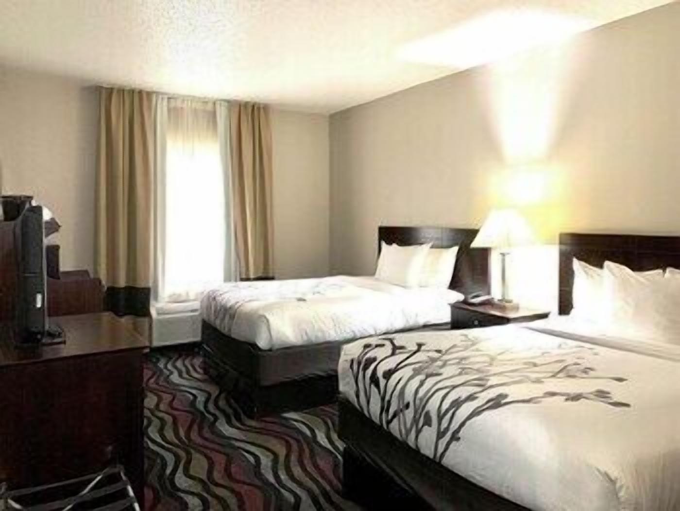 Desk, iron/ironing board, free cribs/infant beds, free WiFi