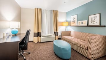 Suite, Multiple Beds, Non Smoking