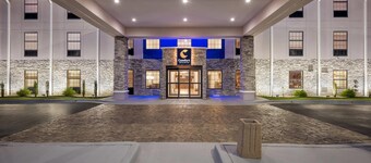 Comfort Inn & Suites River City Decatur