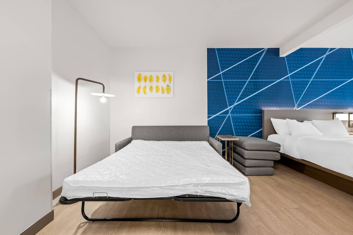 Room, 2 Queen Beds, Non Smoking