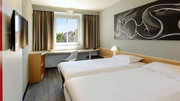 Twin Room, 2 Twin Beds (New Sleep Easy Concept) | Hypo-allergenic bedding, desk, blackout drapes, soundproofing